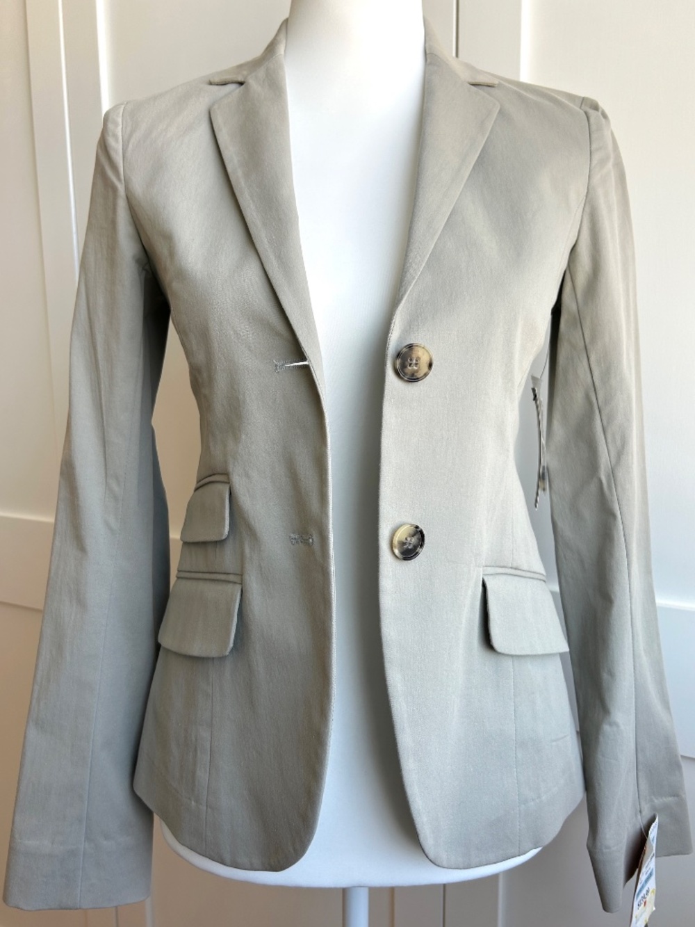 Theory NWT Hosanna Slim Fit Stretch Cotton Blazer 2 button Size 0 Light Grey